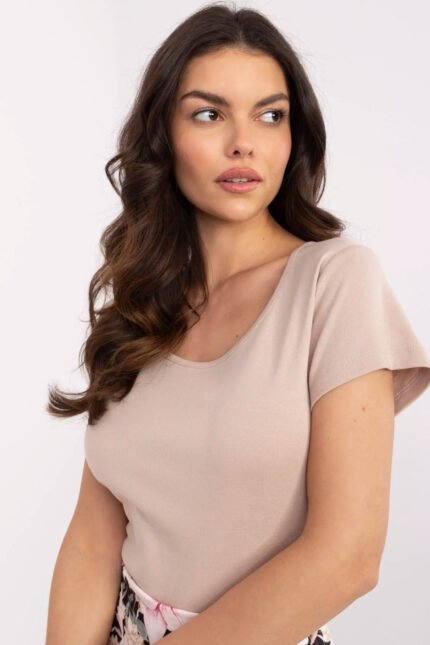 Tricou model 211191 Relevance